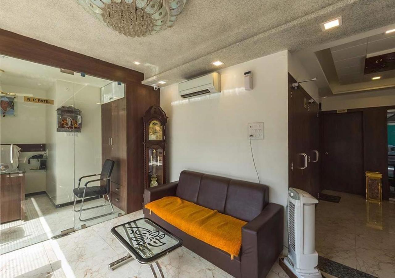 Hotel Swagatam Inn Rajkot Bagian luar foto