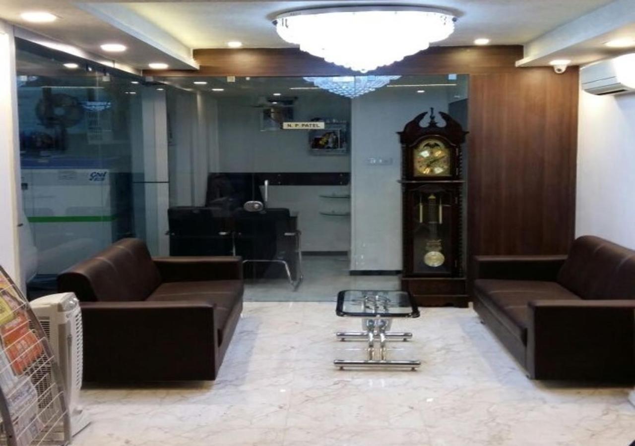 Hotel Swagatam Inn Rajkot Bagian luar foto